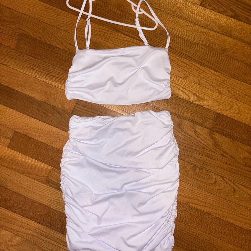 Elegant White Ruched Skirt Set